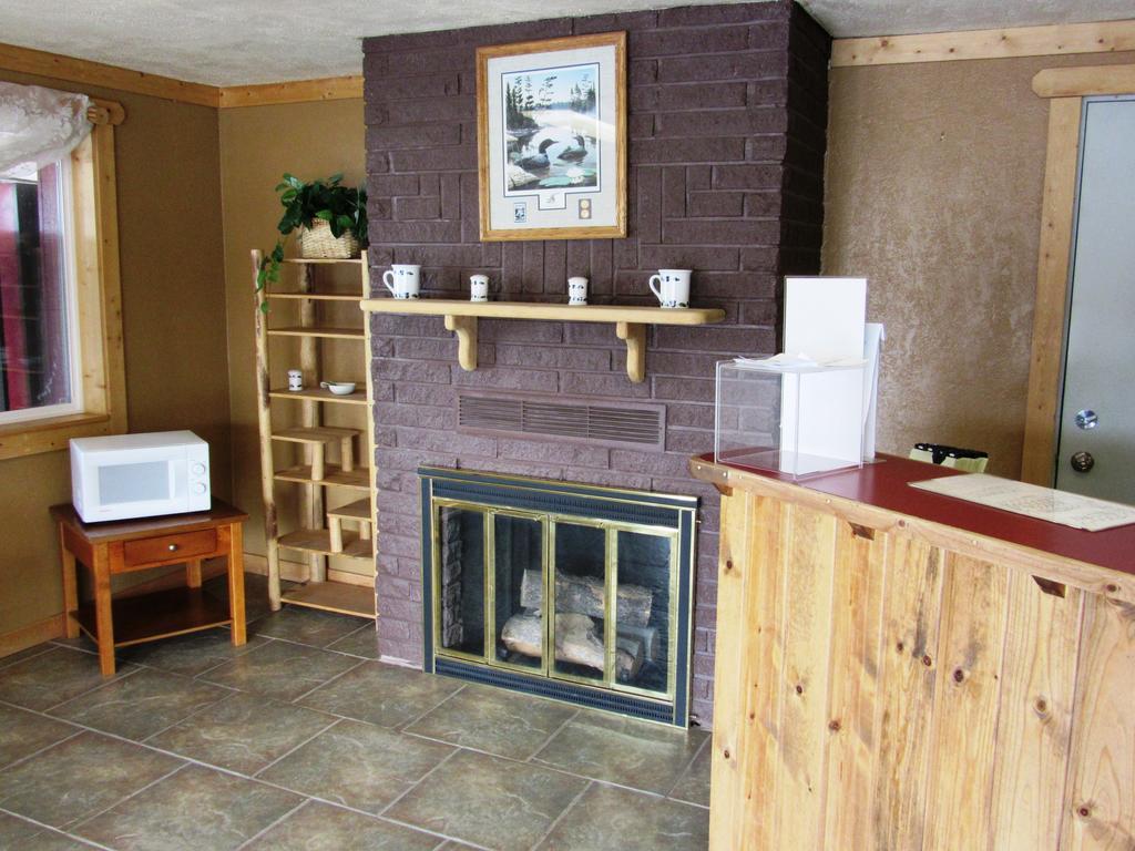 Travelers Lodge West Yellowstone Eksteriør billede